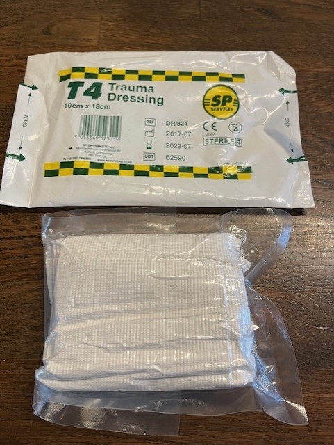 T4 Traume bandage - 4 " 